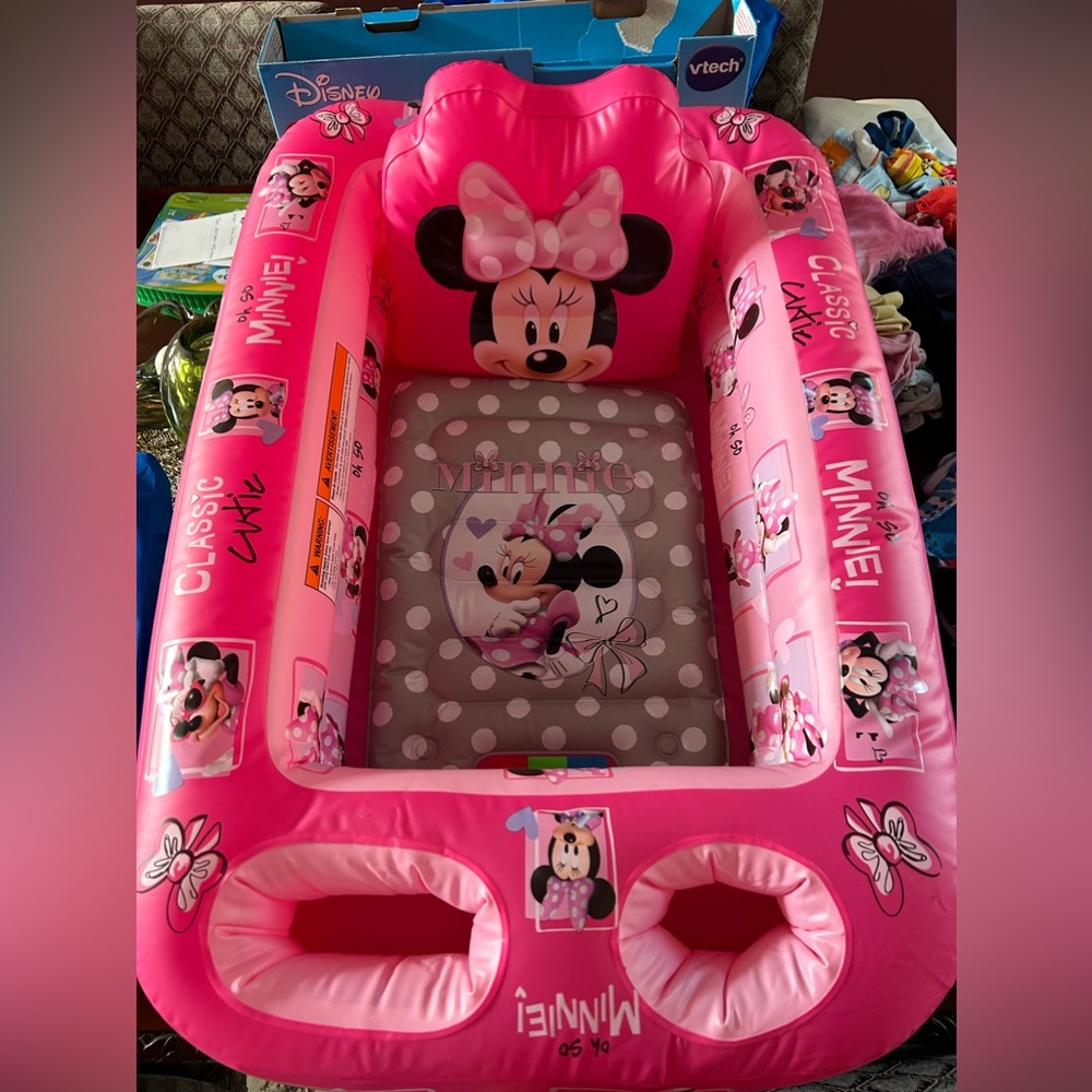 Disney Minnie mouse inflatable bathtub for babies EUC